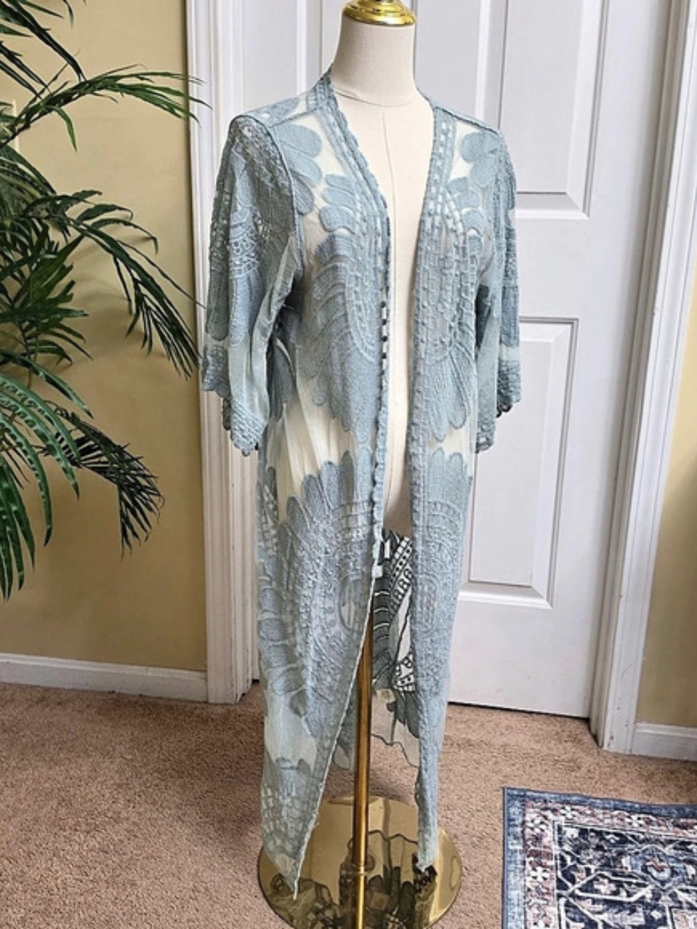 Rebellion Blue Floral Lace Longline Cardigan Size Medium